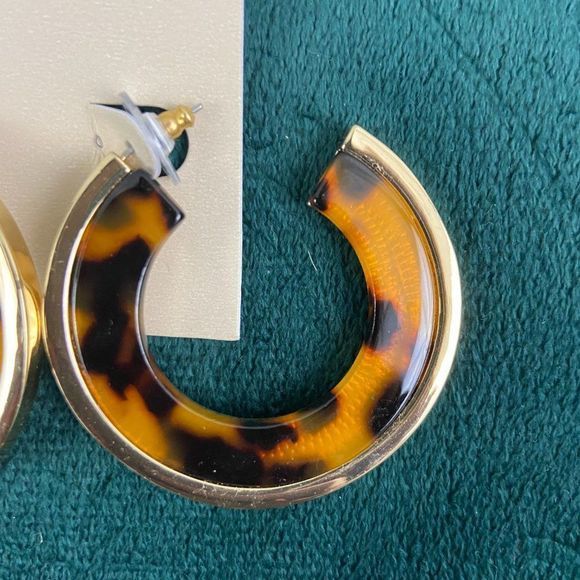 🌿4/$35🌿NWT 14TH & UNION Gold‎ Brown Hoop Earrings - Picture 3 of 4